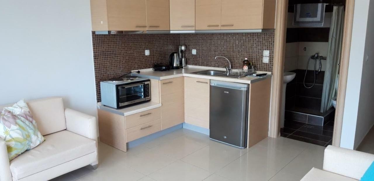 Tetyk Keramoti Hotel Apartments Екстер'єр фото